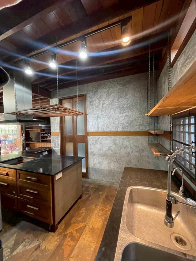 บ้านเดี่ยว 2 ชั้น ครึ่งตึก ครึ่งไม้ ( ไม้สัก ) 7