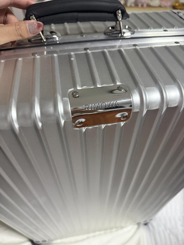 Rimowa 8