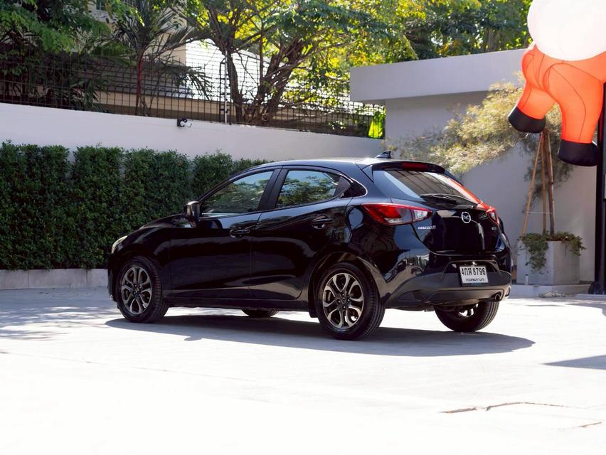 Mazda 2 1.5 XDL ปีจด 2016 ♨️ #ประกันเครื่องเกียร์หลังการขาย3ปี / 30,000km. ♨️ 6