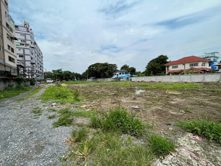 ขาย ที่ดิน ทำเลดี ตลิ่งชัน 5 ไร่ 1 งาน 32 ตร.วา ถ.แก้วเงินทอง ติดคลองชักพระ 3