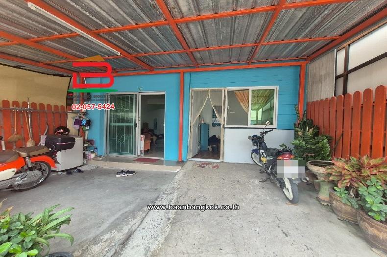 ทาวน์เฮาส์ บ้านพฤกษา 78 เนื้อที่ 18.6 ตร.ว (ฉลองกรุง 53) แขวงลำปลาทิว เขตลาดกระบัง กรุงเทพมหานคร