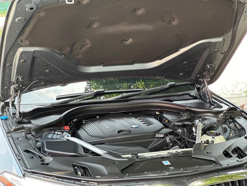 รหัสรถ PAT1966 BMW 520d M Sport สีเทาดำ ปี2019  18