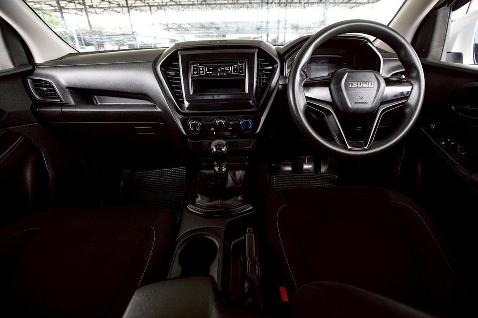 Isuzu D-Max Space Cab 1.9Ddi ดีเซล ปี 2021 สีขาว  14