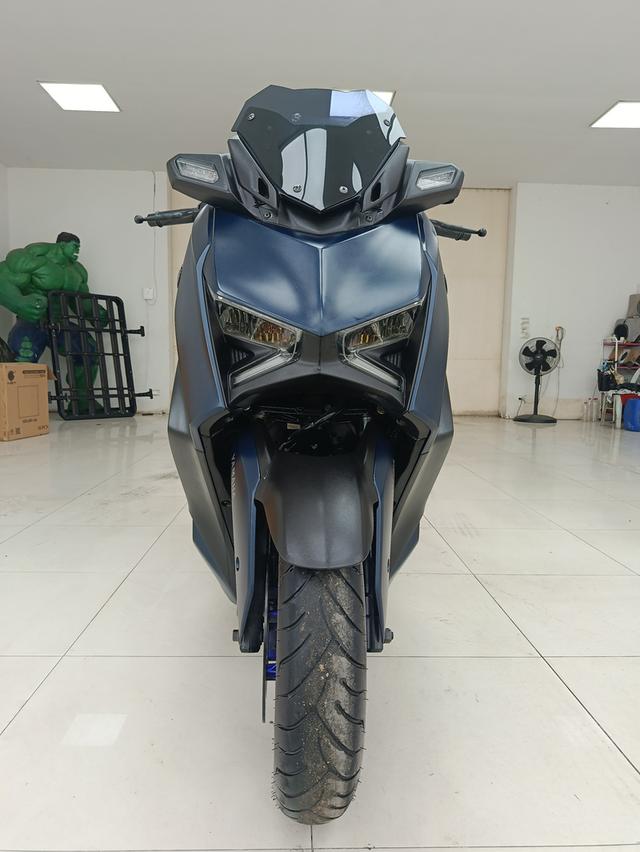 yamaha xmax ปี 2023 สีน้ำเงิน