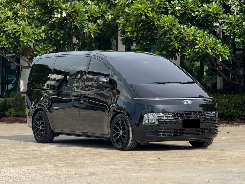 รหัสรถ PBG53 HYUNDAI STARIA 2.2 SEL 8AT ปี 2023
