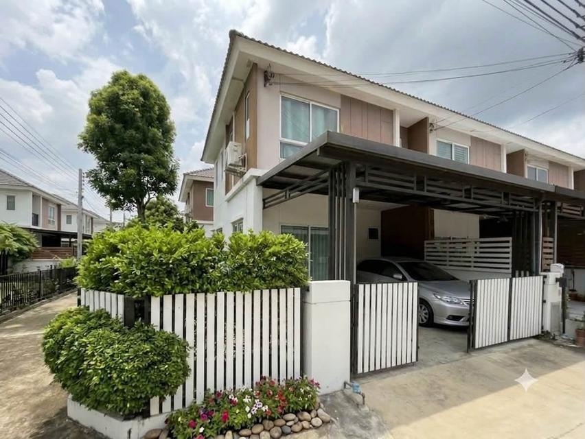 ขายด่วน!! The Connect 54 (เดอะ คอนเนค 54) รามอินทรา - มีนบุรี 2 ทาวน์โฮมหลังมุม ขนาด 25 ตร.ว. ใกล้ MRT สถานีมีนบุรี แฟชั่นไอส์แลนด์ ทางด่วนรามอินทรา 5