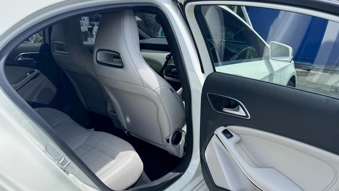 รหัสรถ TPV2293 🎊 Mercedes Benz A180 🎊 2013 7