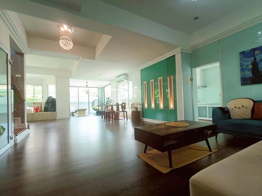 ขายบ้านหรู หมู่บ้านปาริชาติคิดถนน345 7