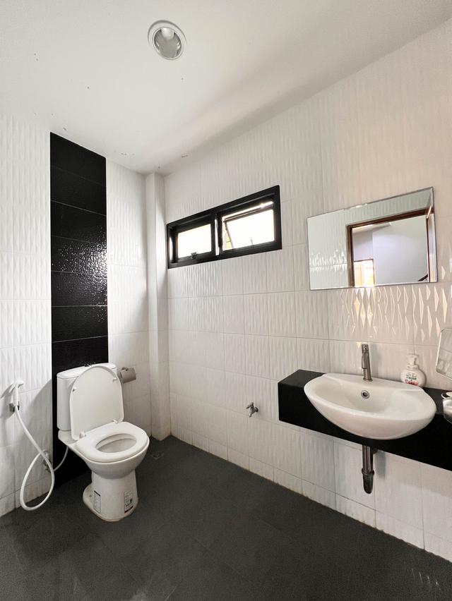 ขายบ้านเดี่ยว บ้านหลังมุม ทำเลทอง คุ้มที่สุดใน Cubic 2 คลอง 5 คลองหลวง ปทุมธานี ตกแต่งพร้อมอยู่ เพียง 2.99 ล้านบาท รวมโอน 7