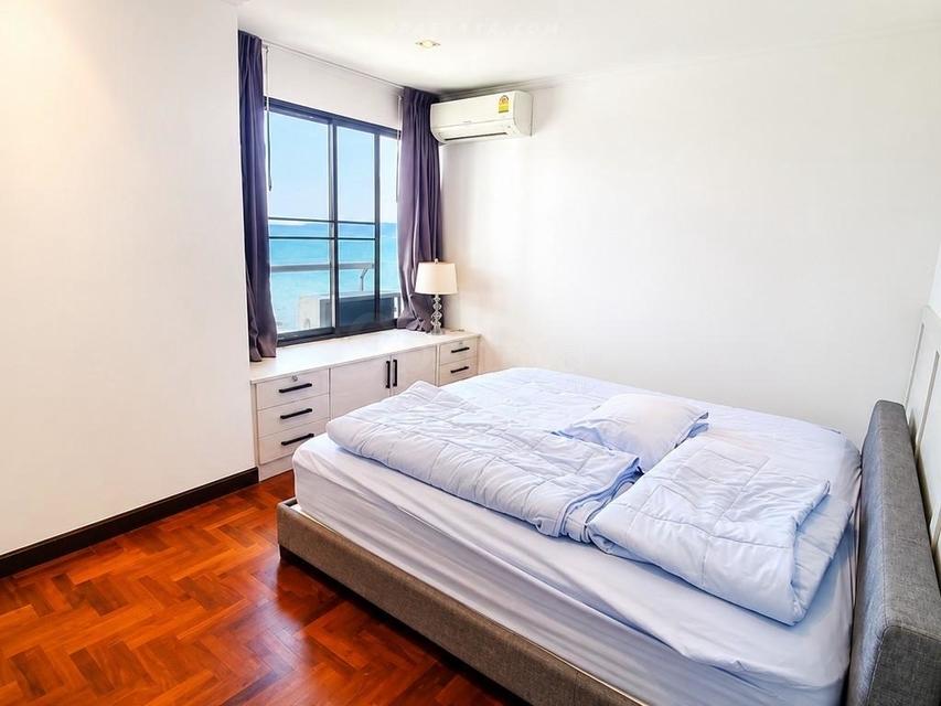 For Rent — Large Beachfront Condo at Goldensand Beachside Condominium, Pattaya 210sqm 3 bedrooms 3 bathrooms on 16th floor 7