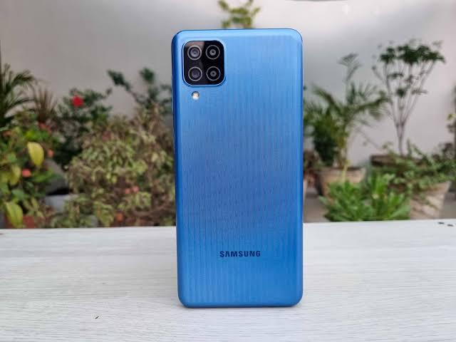 Samsung Galaxy F12 สีน้ำเงิน 2