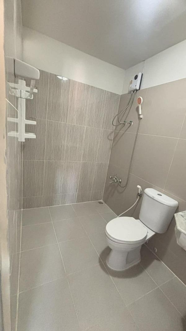 ขายทาวน์เฮ้าส์ 2 ชั้น ฟรีโอน หมู่บ้าน สิรีนเฮ้าส์ วัชรพล รีโนเวทใหม่ พร้อมอยู่ ใกล้ทางด่วนรามอินทรา โทร 086-3744534 9