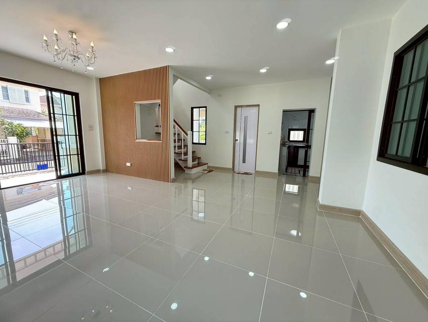 บ้านเดี่ยว รีโนเวทพร้อมเข้าอยู่ 9