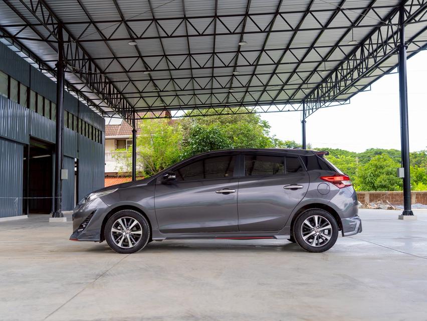 รหัสรถ 12AT9800 🚗 TOYOTA YARIS 1.2 E | ปี 2019