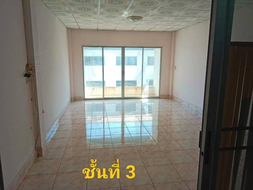 ขายอาคารพาณิชย์ (โครงการตึกน้ำ) ทำเลทอง ห้องหัวมุม จังหวัดชลบุรี 8