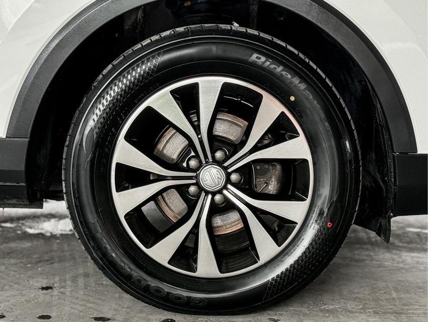 รหัสรถ WRT3488 2020 MG ZS, 1.5 D+ 17