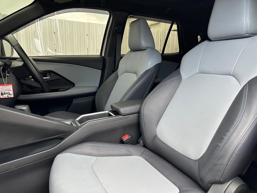 ขาย Toyota Yaris Cross 1.5Hev ปี24 13