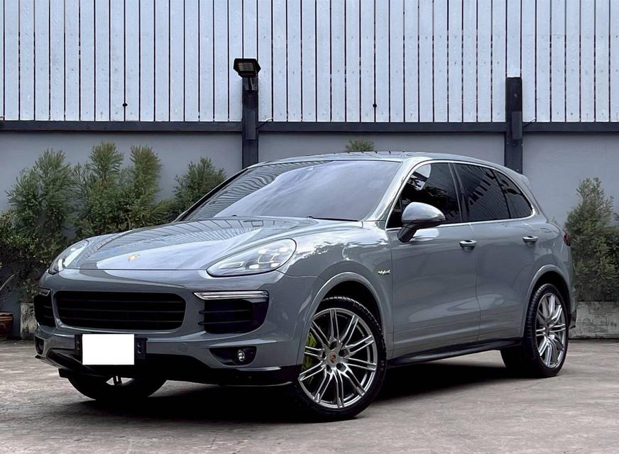 Porsche Cayenne S E hybrid ปี16