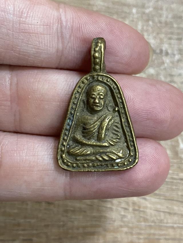 จอบใหญ่ หลวงพ่อเงิน วัดบางคลาน