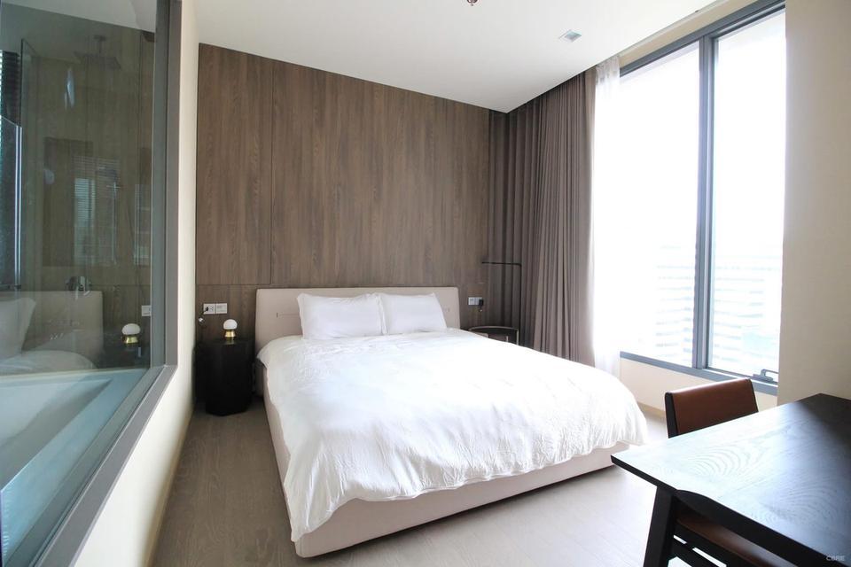 Luxury 2 bedroom unit in Asoke 6
