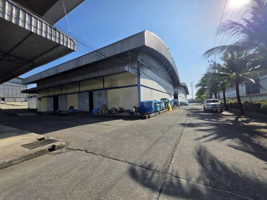 ขายที่ดินพร้อมโรงงาน ชลบุรี ศรีราชา แหลมฉบัง 16 ไร่ 15 อาคาร พื้นที่ใช้สอยมากกว่า 10,000 ตรม 2