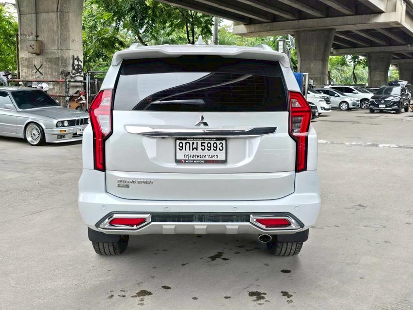 Mitsubishi Pajero 2.4GT ปี20