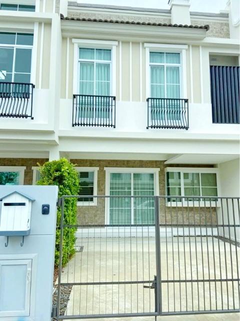 ทาวน์โฮม 2 ชั้นให้เช่า 3 นอน ม.รามคำแหง วิทยาเขตบางนา อินดี้2 บางนา-รามคำแหง2 3 น้ำ ใกล้ เมกาบางนา 2 กม. .พร้อมเฟอร์ฯครบ รูปที่ 3