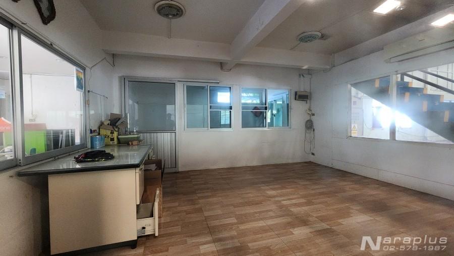 Listing No. 69050278 : ขายถูกกิจการโรงงาน อาคารสำนักงาน และโกดัง พร้อมเอกสาร รง. 4 ขนาด 1 ไร่ 3 งาน 97 ตรว ซอยเทพกุญชร 35  คลองหลวง ปทุมธานี 16