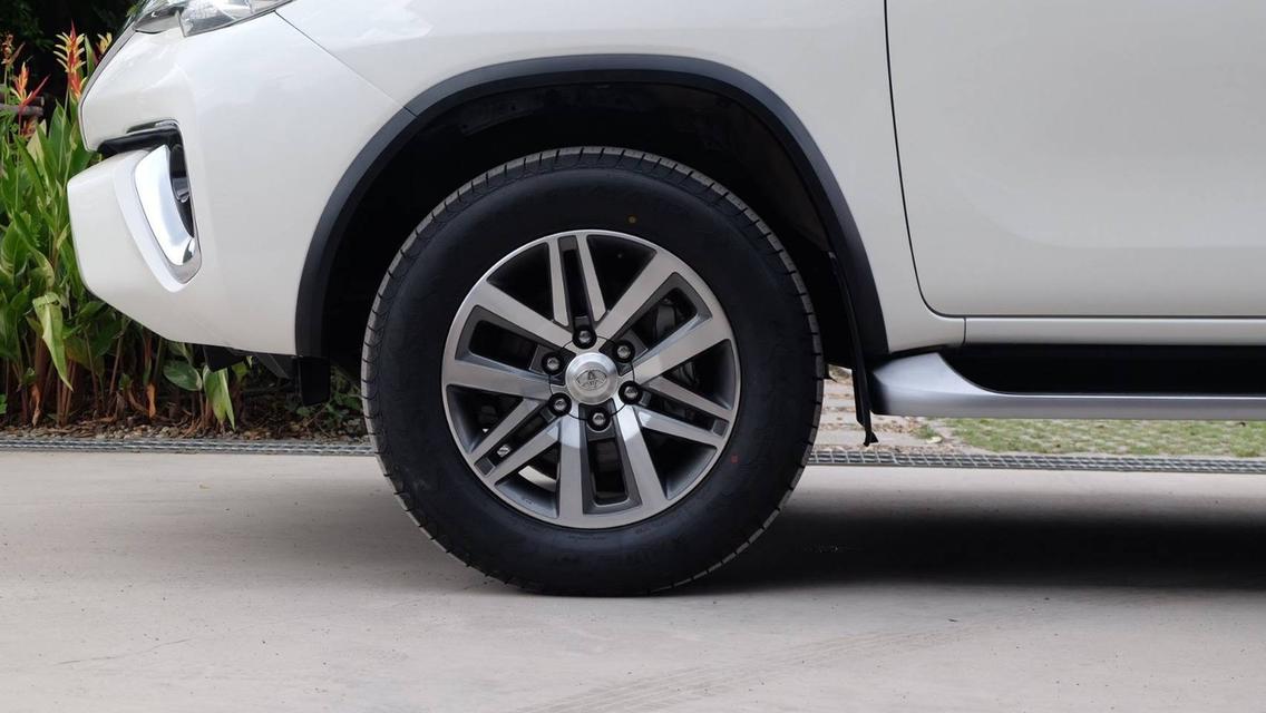 รหัสรถ KN2489 TOYOTA FORTUNER 2.4 รุ่น G ปี 2019 8
