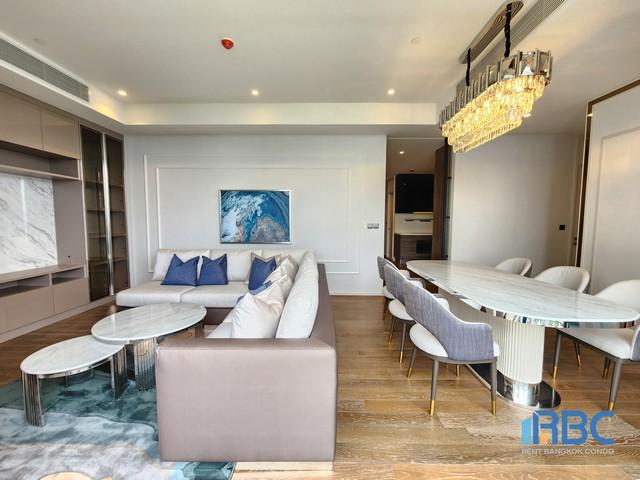 For Rent MUNIQ Langsuan, high rise condo, luxury level near Lumpini Park and Lang Suan Park 2