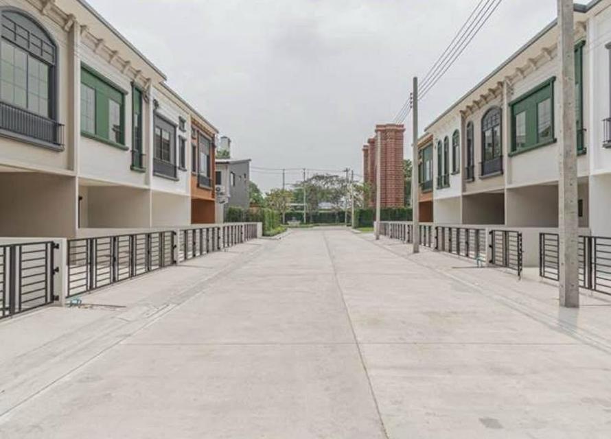 ขายบ้านโครงการ “สิริ เพลส ลาดพร้าว 101“ เจ้าของบ้านขายเอง 3