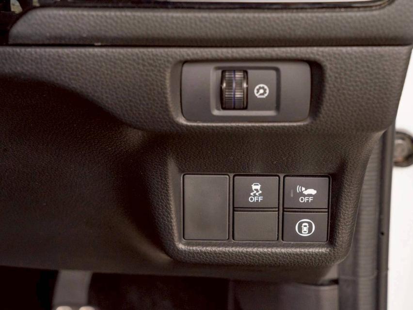 Honda civic 2.0 e:Hev RS ปี 2023 ไมล์วิ่ง : 15,xxx km.  รถสวย เล่มพร้อม กุญแจสำรองครบ  6