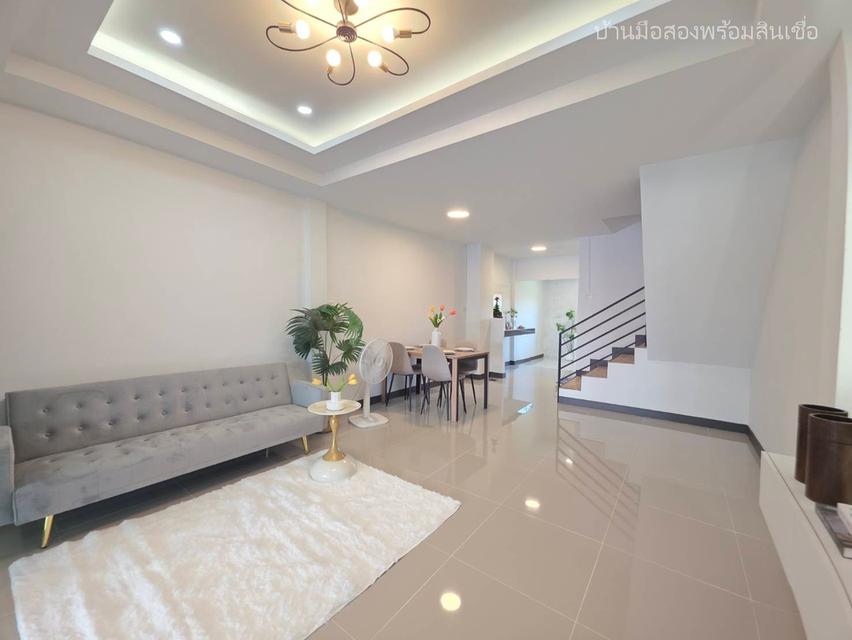 หมู่บ้านรุ่งนภา ร่มเกล้า 16 5