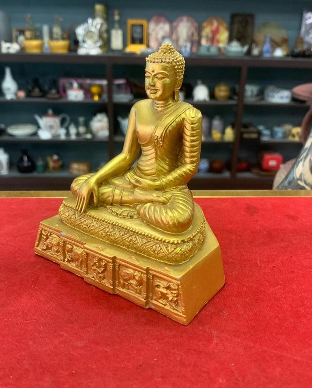 พระเรซิน