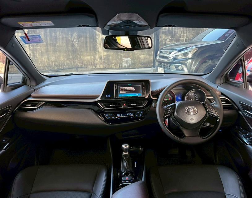 ปี 2018 TOYOTA CHR, 1.8 HV Hi รับประกันเครื่องยนต์+เกียร์ 2 ปี/20,000 กม. 9