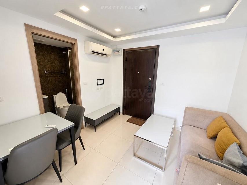 FQ For Sale — Pool View Condo at Arcadia Beach Continental, Central Pattaya • 1 bedroom• 1 bathroom 26 sq.m. Building C Floor 2 Pool view 10