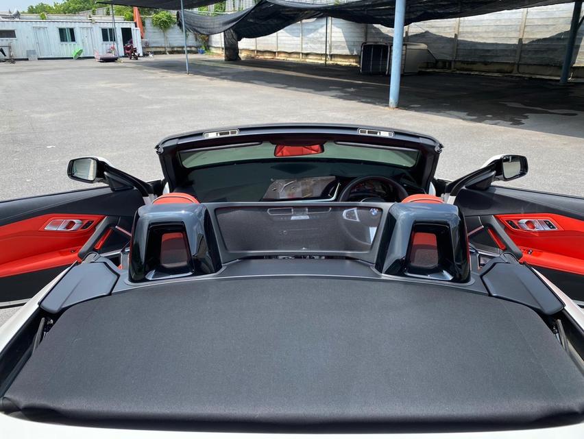 ขาย BMW Z4 Sdrive 30i ปี22 14