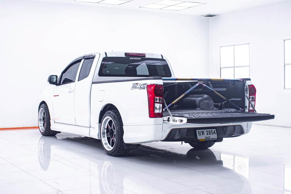 ISUZU D-MAX 1.9 Z X-SERIES CAB 2017 15