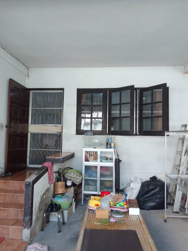 ทาวน์เฮ้าท์ ขนาด 16 ตร.วา 2