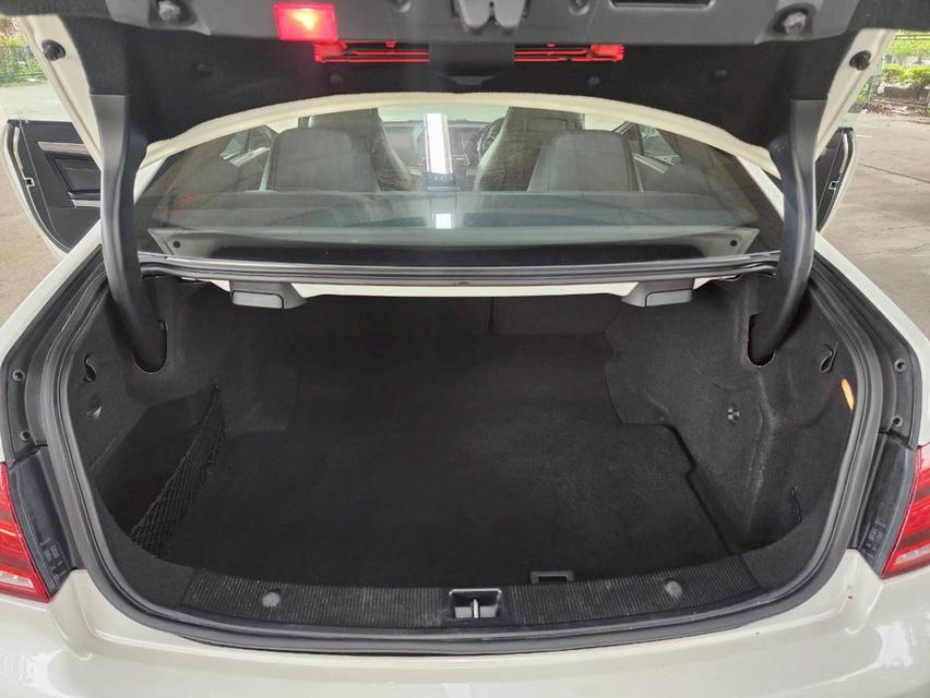 Mercedes-Benz E200 CGI Coupe AMG W207 AT ปี 2015 18