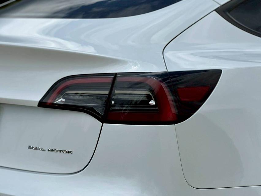 Tesla Model 3 Long Range 2023 8