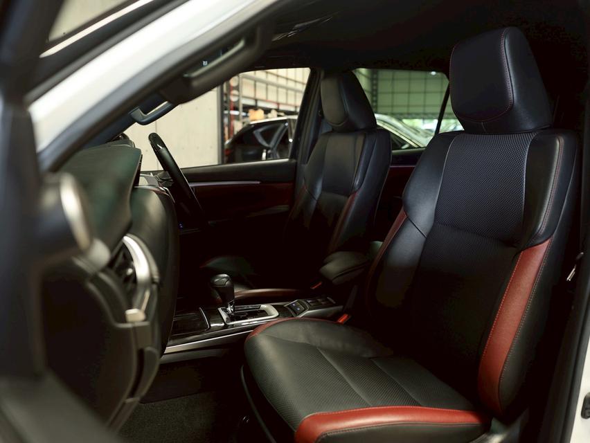 2022 Toyota FORTUNER 2.4 (ปี 15-25) Legender SUV AT รูปที่ 13