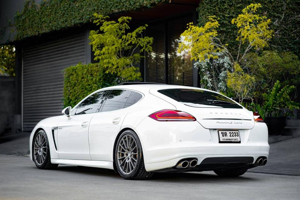 รหัสPR2244Porsche Panamera S Hybrid  ออก และ service ที่ Rabbit Auto Craft ออกปี 2012 จด 2012 2