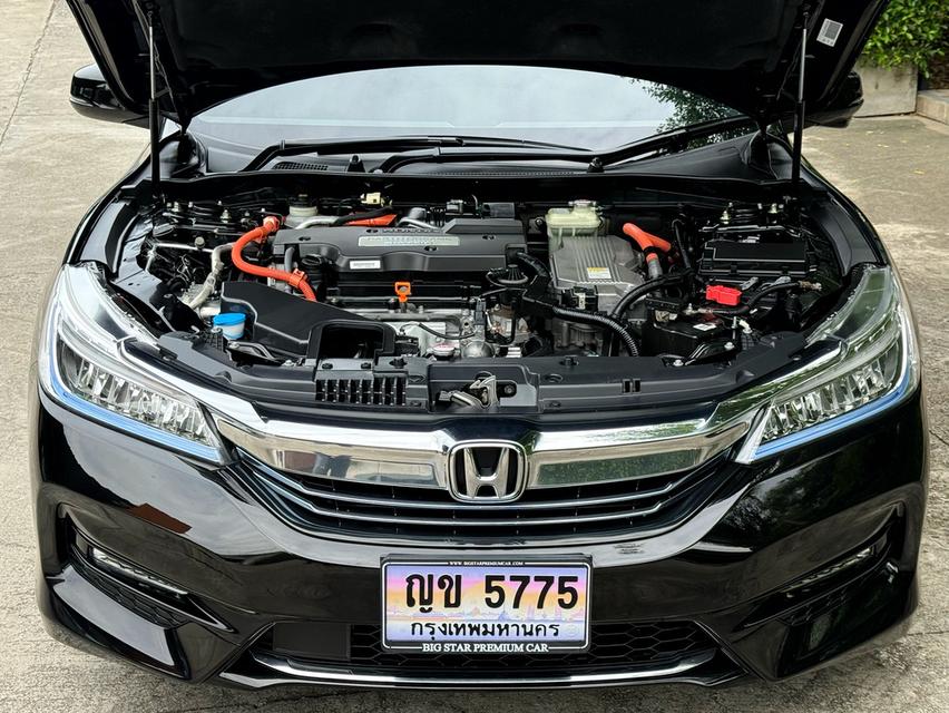 2017 HONDA ACCORD HYBRID TECH รถสภาพสวย สมบูรณ์ วิ่งน้อยเพียง 80,000 กม รถเข้าศูนย์ทุกระยะ ไม่เคยมีอุบัติเหตุครับ 15