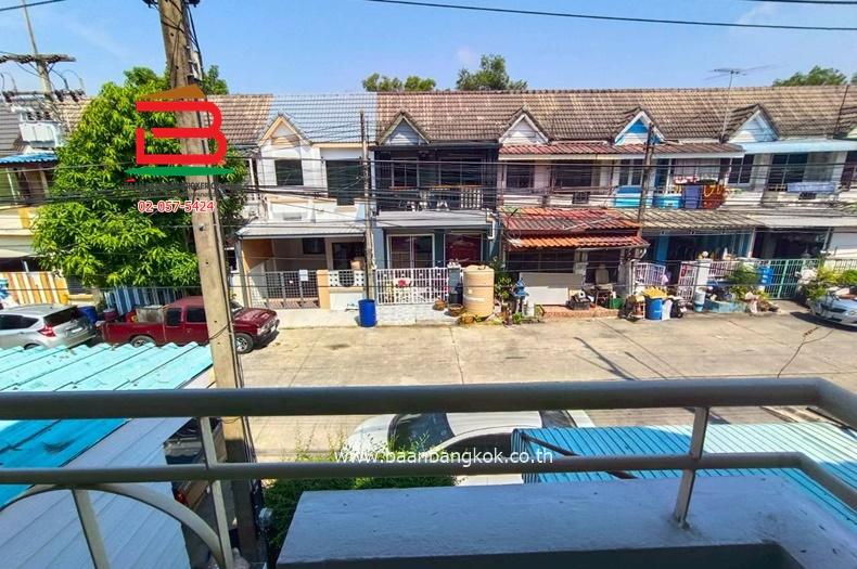 ทาวน์เฮ้าส์ เบญจพฤกษ์ (ใกล้มหาลัยเทคโนโลยีราชมงคลธัญบุรี) เนื้อที่ 18.3 ตรว. ตำบลคลองห้า อำเภอคลองหลวง จังหวัดปทุมธานี 13