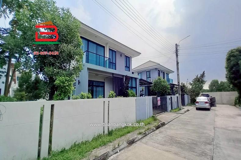บ้านเดี่ยว หมู่บ้าน ซิลเวอร์เลคพาร์ค ซอยสุวินทวงศ์ 78 เนื้อที่ 105.9 ตรว. แขวงลำผักชี เขตหนองจอก กรุงเทพมหานคร 2