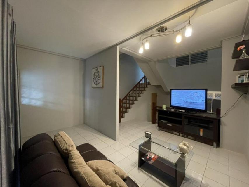 รูป ให้เช่า ทาวน์โฮม รัชดา-สุทธิสาร 5 ห้องนอน (170 m2) ใกล้ MRT สุทธิสาร-ห้วยขวาง 35,000 บาท-เดือน !! ID-12562