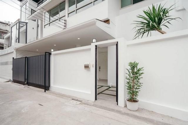 ขาย Town home 3 ชั้นหลังใหญ่ย่านอโศก 48 ตรว. 440 ตร.ม. ซอยสุขุมวิท 15 กล้โรงเรียนนานาชาติ NIST ใกล้ BTS อโศก, Terminal 2 2