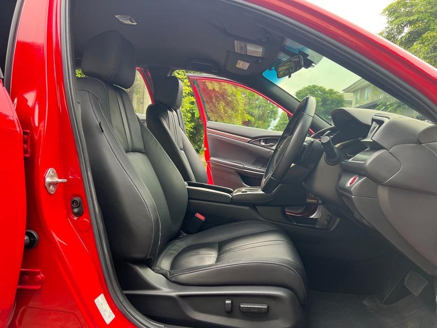 HONDA CIVIC FK 1.5 TURBO  ปี 2018 Top สีแดง  16