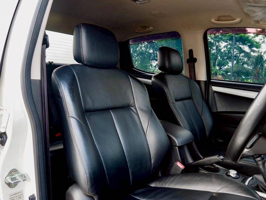 รหัสรถ PR7753 + ISUZU V-Cross 4x4 3.0DDI Z Prestige รถปลายปี 2016 10